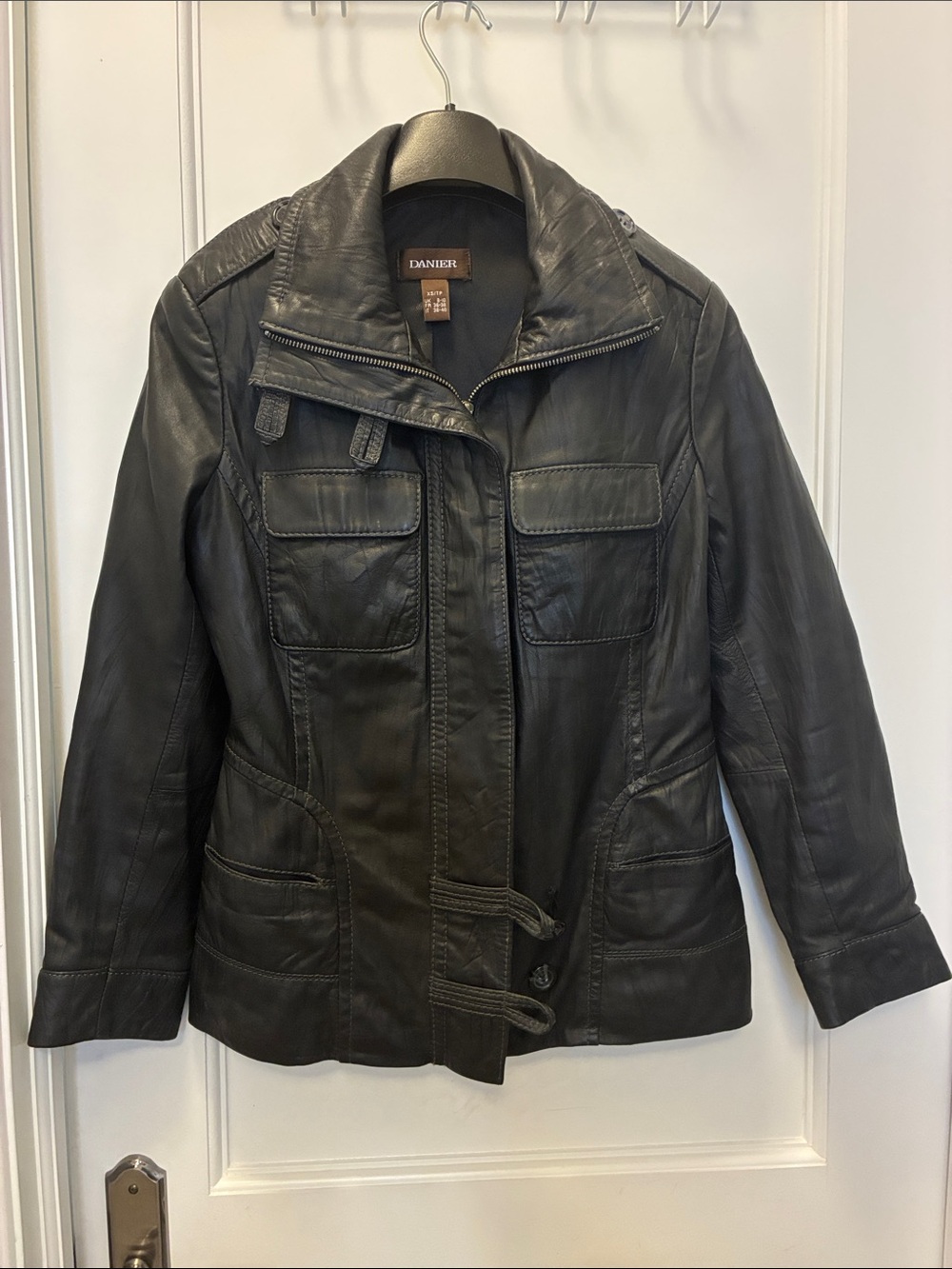 Danier Leather Black Genuine Leather Safari Moto Jacket Style 70313 XS ⭐️